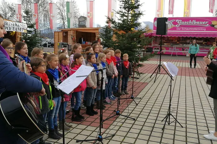 Mit dabei war auch der Chor der Volksschule Zeltweg.