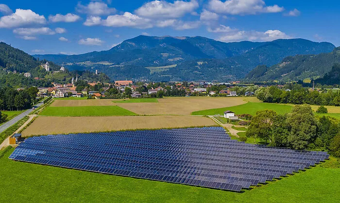 Der Ausbau grüner Energieproduktion geht voran – jedoch zu langsam