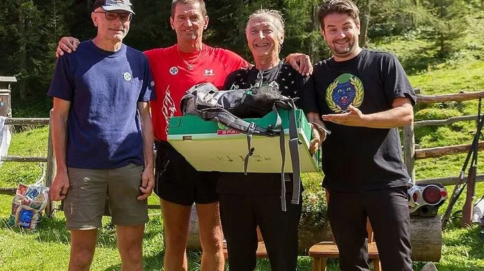 Von links: Bergretter Siegi Metzger und Alfred Stockreiter; Kabarettisten Franz Gollner und Christian Barboric