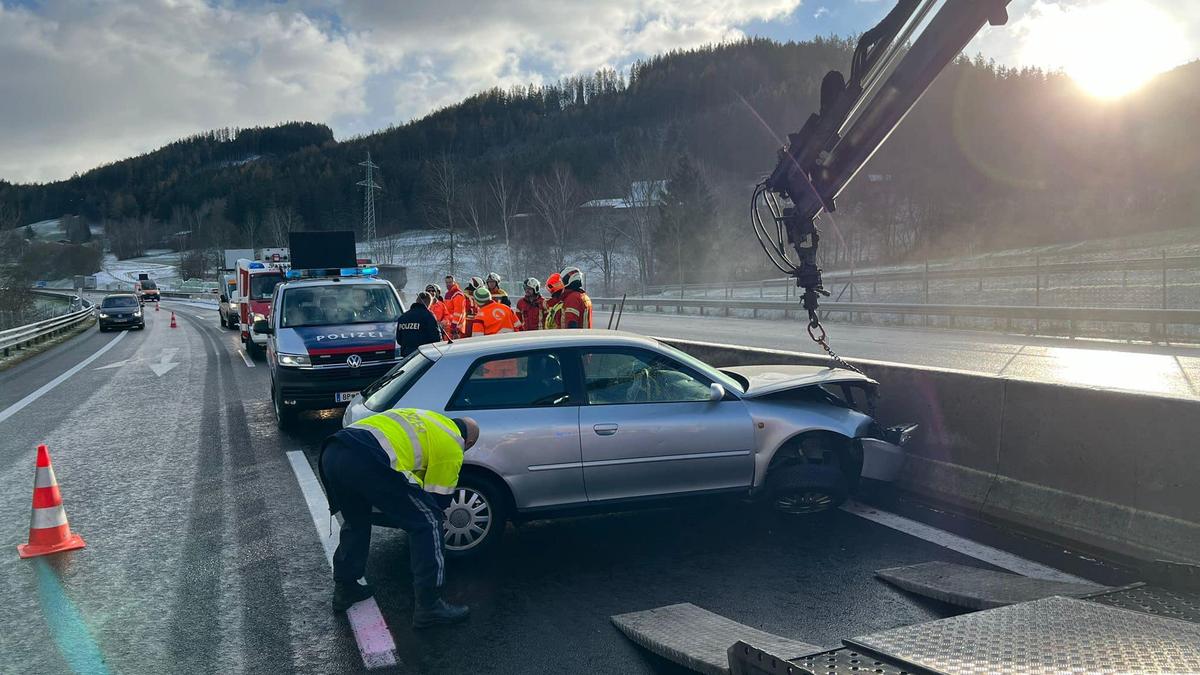 Die Frau geriet vor der Abfahrt Kindberg-Ost ins Schleudern