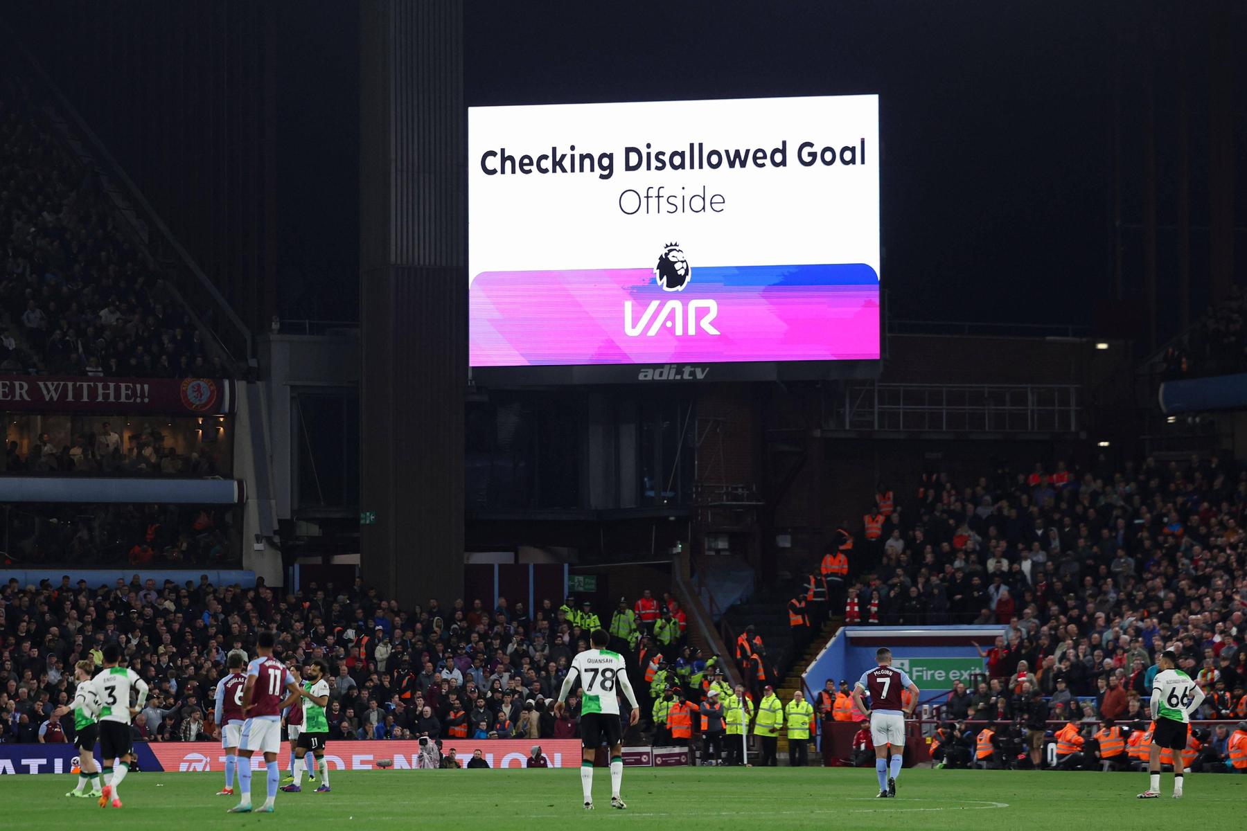 Premier League: Englische Klubs sollen über Abschaffung des VAR diskutieren