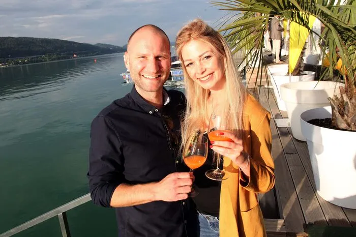 Klicken Sie sich durch die Fotos!