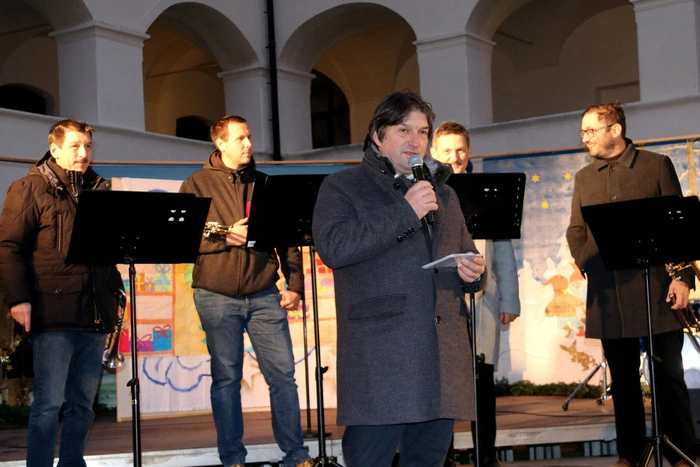Ein Bläserensemble der Marktkapelle Eberndorf-Kühnsdorf stimmte musikalisch auf die Adventzeit ein.