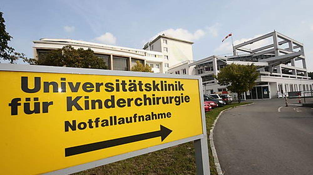 Die Zweijährige kam in die Kinderchirurgie am LKH Graz