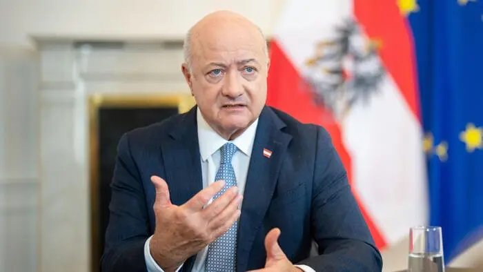Bundeskanzler Christian Stocker (ÖVP) trifft den türkischen Präsidenten Recep Tayyip Erdoğan in Ankara