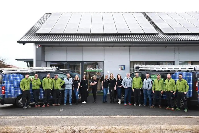 Das Team von EET Knees