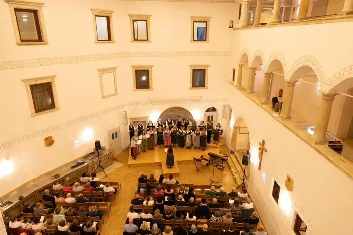 Das historische Ambiente von Schloss Kirchberg bot dabei den passenden Rahmen für einen musikalischen Abend der besonderen Art.