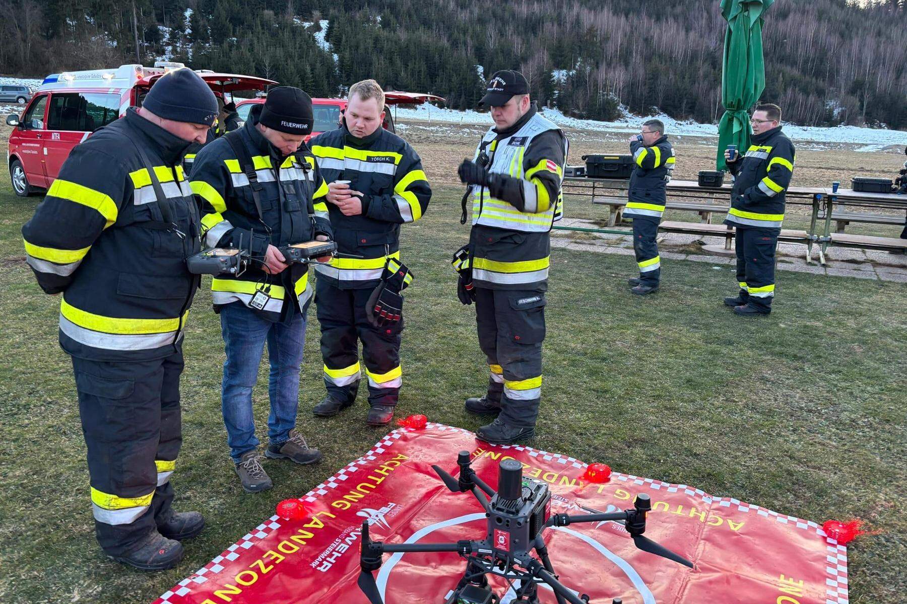Unterstützung aus der Luft: Bei Glutherd und Personensuche: Hier setzt die Feuerwehr auf Drohnen 