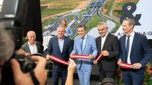 Gute Laune bei der Verkehrsfreigabe S7 Fürstenfelder Schnellstraße