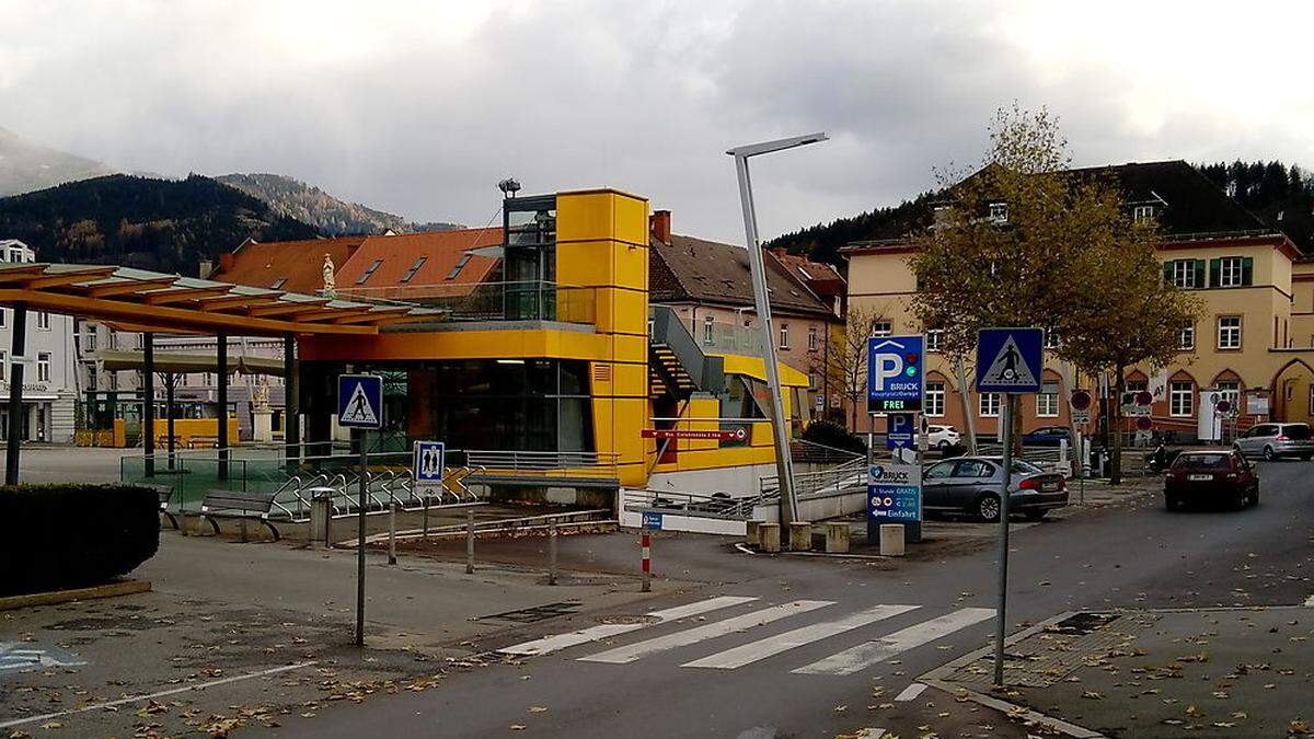 Die Opposition im Brucker Gemeinderat stimmte der Tariferhöhung in der Tiefgarage nicht zu