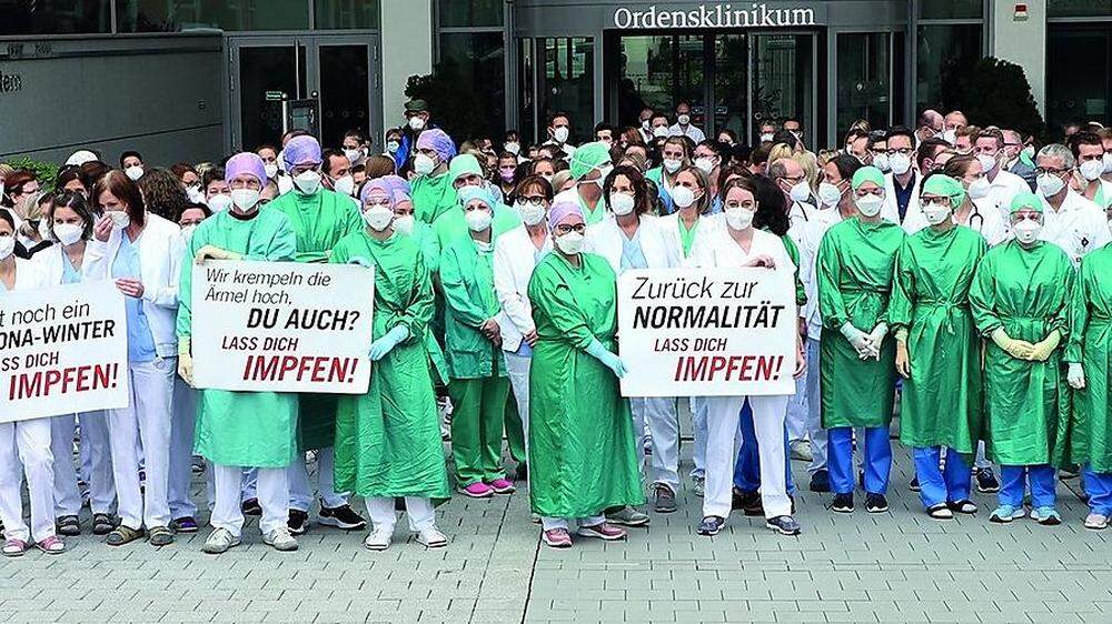 Flashmob des Krankenhauspersonals in Oberösterreich