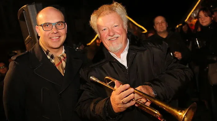 Helmut Arnfelser (r.) und Alfred Ornig werden das Finale, Loeillets Konzert für zwei Trompeten und Orchester, bestreiten