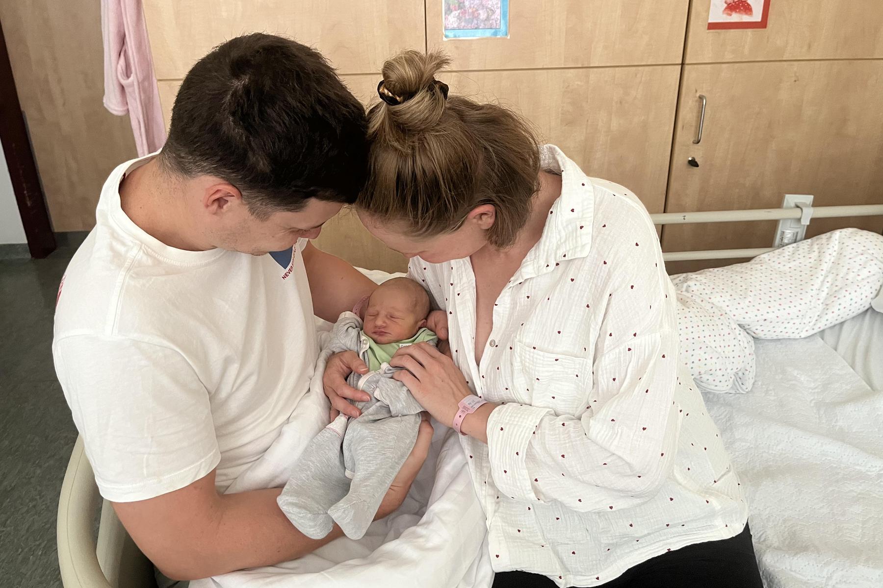 Babys: Sprösslinge aus dem Mürztal, Hurra wir sind da
