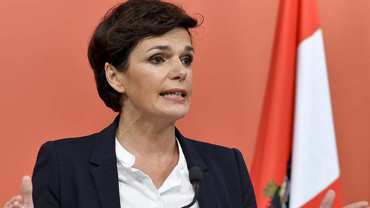 Fordert unbürokratische Entschädigungen für betroffene Unternehmen: SPÖ-Chefin Pamela Rendi-Wagner