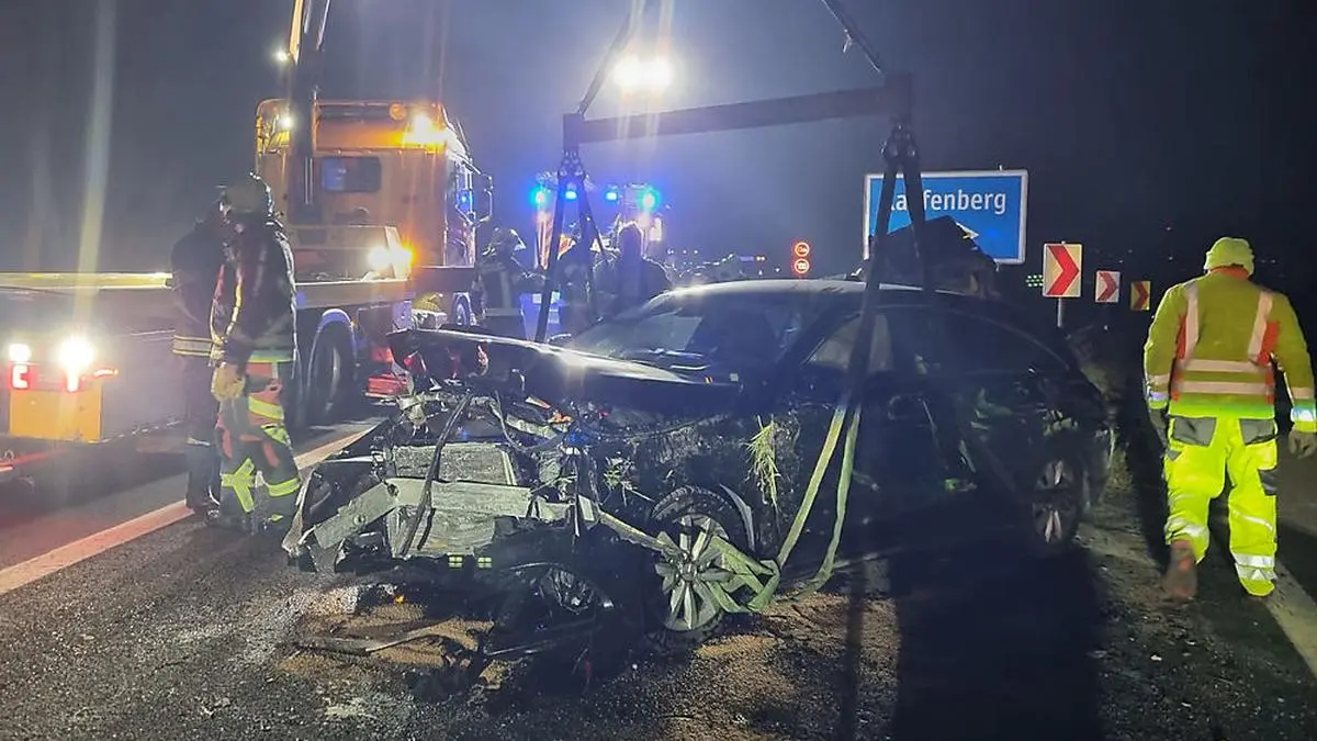 Bergung des Unfallautos