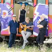 Still Waters spielen am 4. Juli am Trummerhof in Floing