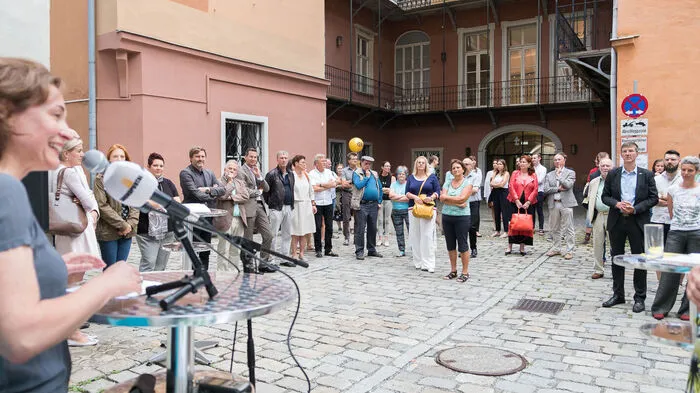 Sibylle Dienesch, Vizedirektorin des GrazMuseum, hat die Schau "Ökotopia. Ausstellung zur nachhaltigen Stadtentwicklung" am Donnerstag Abend eröffnet.