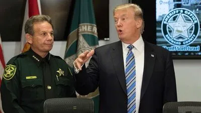Scott Israel und Donald Trump