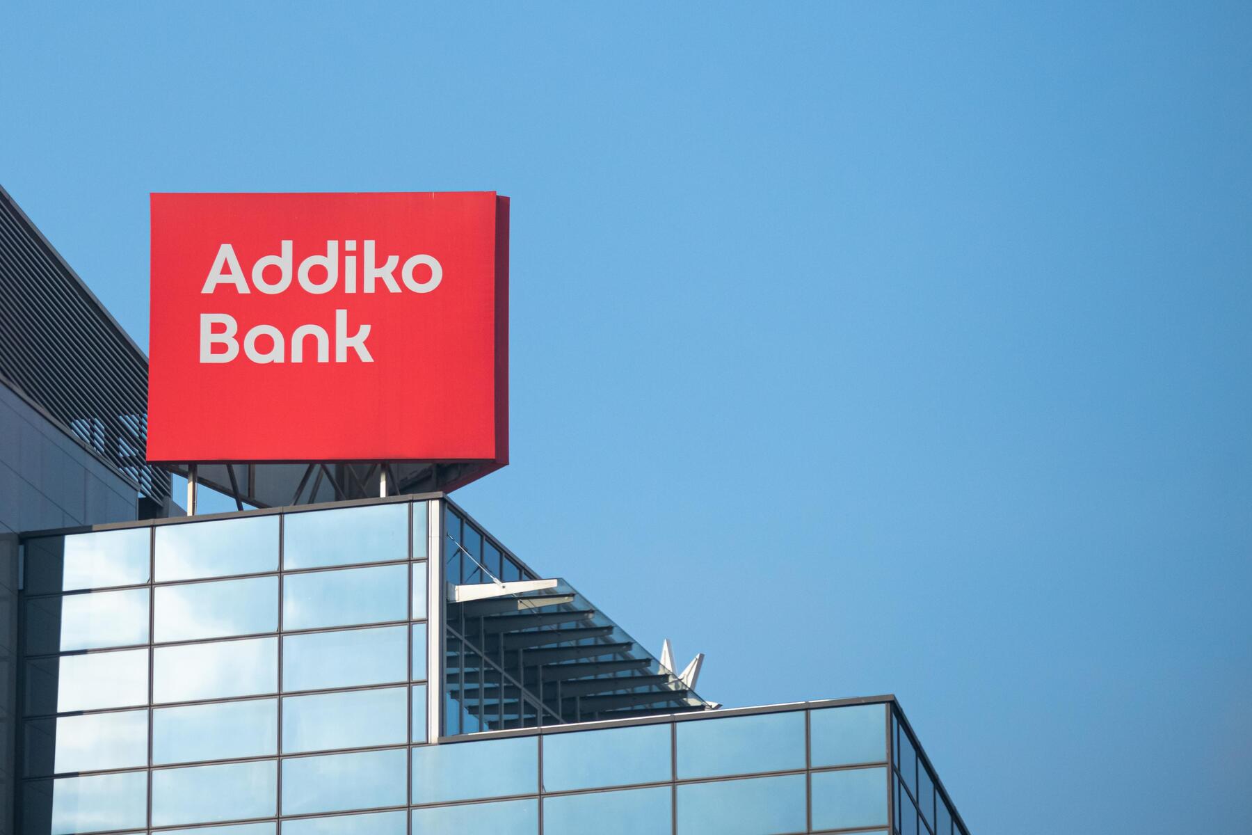 Übernahmekampf: Auch NLB senkt Grenze für Übernahmeangebot der Addiko