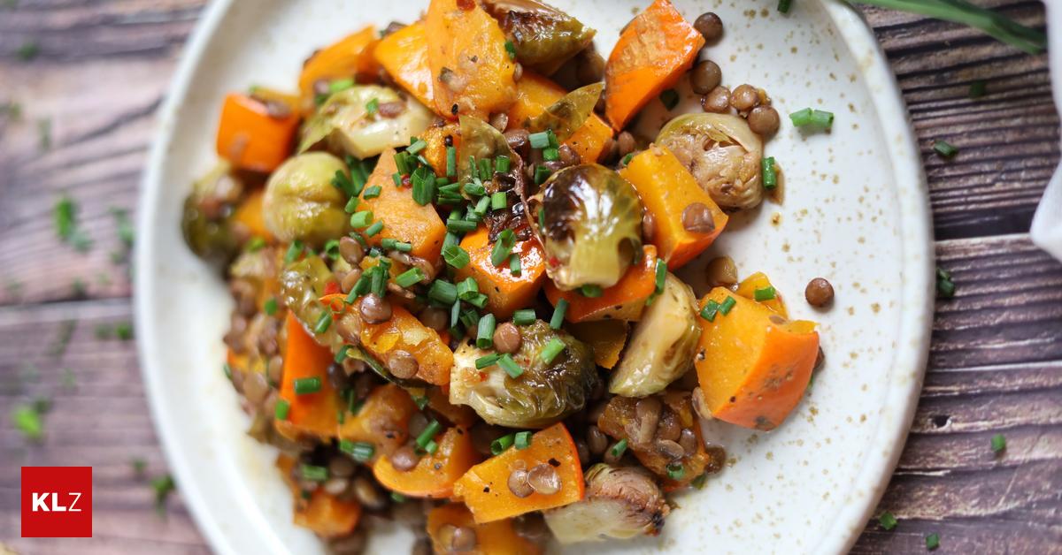 Rezept: Warmer Linsen-Kürbis-Kohlsprossen Salat