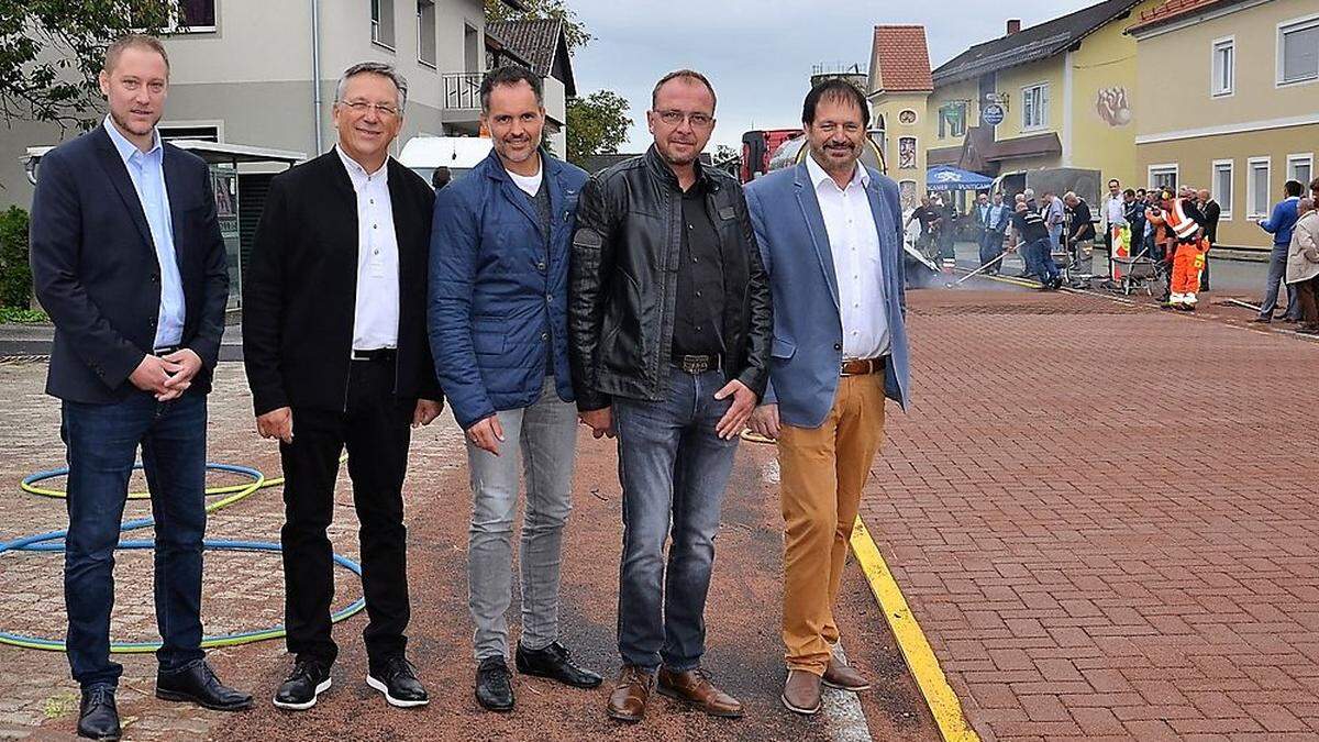 Friedrich Freitag, Karl Lautner, Robert Rast, Michael Kern vom Land Steiermark und Bürgermeister Erich Prem
