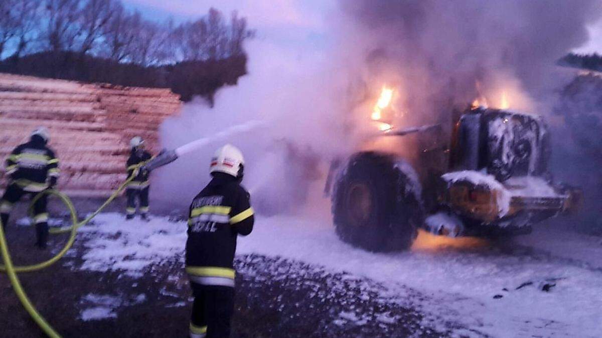 Zwei Feuerwehren waren bei dem Brand im Einsatz