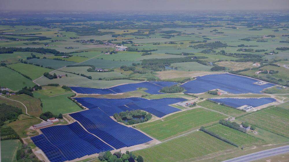 Die Solaranlage im dänischen Silkeborg ist das Vorbild für das (größere) steirische Projekt