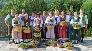Die Trachtengruppe St. Margareten im Rosental sammelte bei der Kräutersegnung am 15. August 2900 Euro für die Unwetterhilfe 