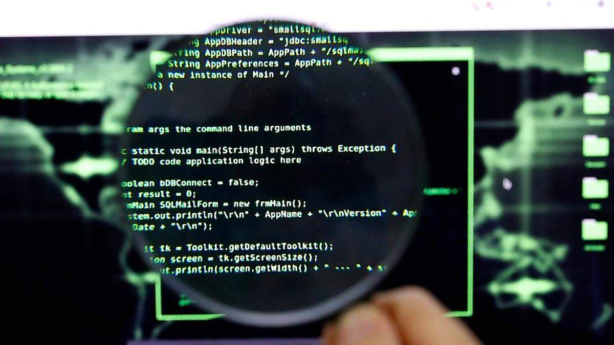 Die Hacker sollen Behörden und Unternehmen erpresst haben