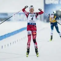 Lisa Hauser jubelte in Östersund über den ersten Sieg in einem Verfolgungsrennen