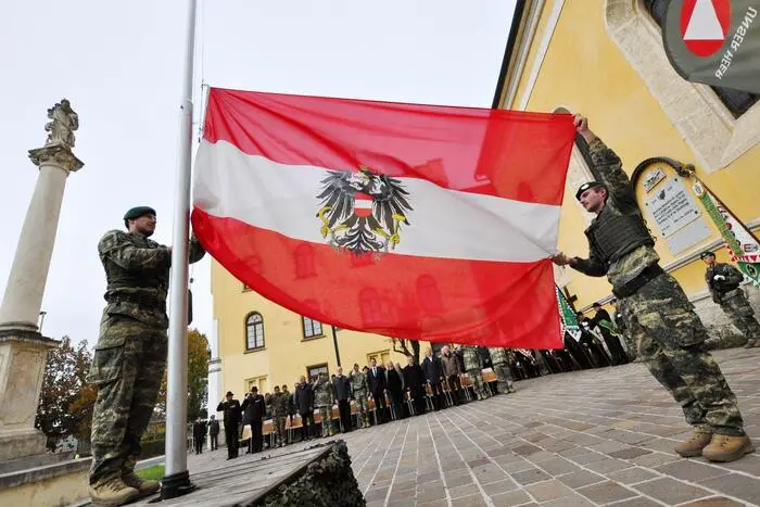 Mehr als hundert Jahre nach der Durchbruchsschlacht ehren die Straßer Jäger die gefallenen Kameraden, sowie jenen der beiden Weltkriege