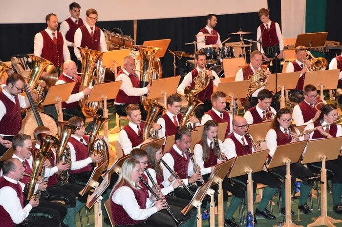 Nach zwei Jahren Zwangspause wollten sie sich das Frühlingskonzert des Musikvereins St. Peter am Kammersberg nicht entgehen lassen.