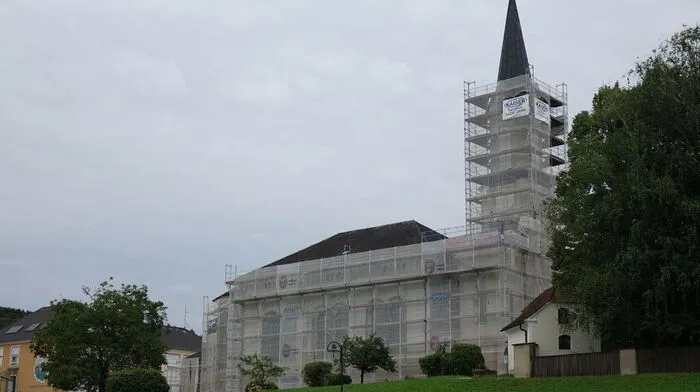 Derzeit wird die Außenfassade renoviert