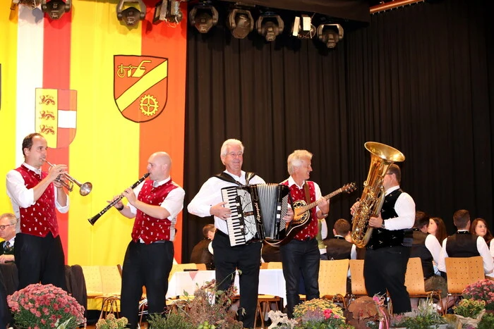 Für flotte Musik sorgte das Landwirtschaftskammer-Quintett Kärnten (unser Foto).             