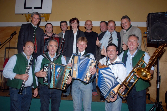 Im Oktober 2009 startete in den Räumlichkeiten der "Alten Raika"...