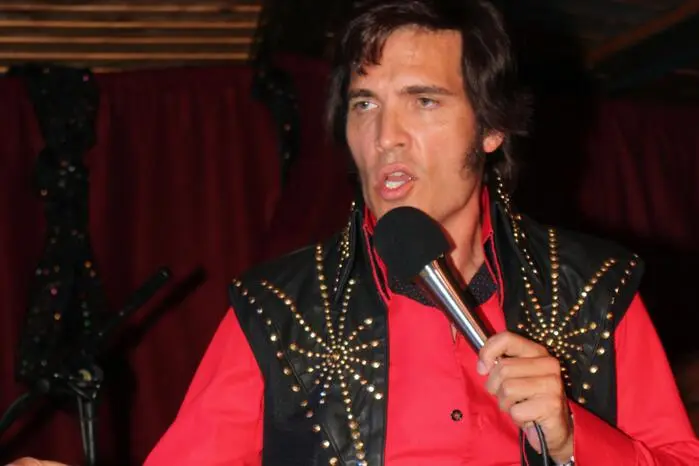 The Rolling Company - Elvis Show