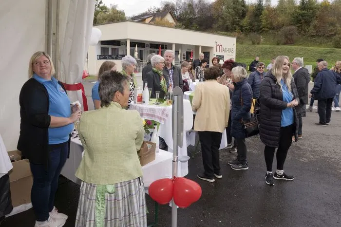 Klicken Sie sich durch weitere Fotos.