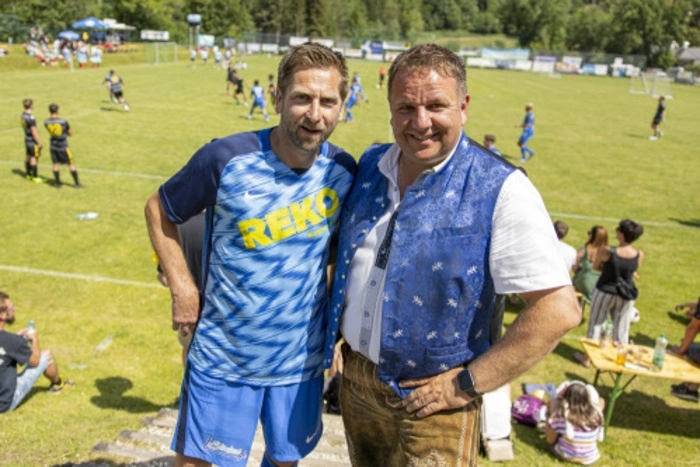 Die Spiele der Männer- und Mixedteams hatten viele Zuseher:innen und viele spanndende Spielmomente - klicken Sie sich durch.