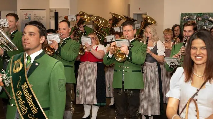 Zahlreiche Gäste folgten am Samstag der Einladung des Trachtenvereins Roßecker zum 63. Ball der Steirer im Brucker Stadtsaal