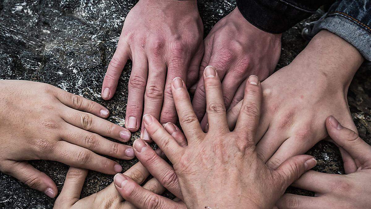 Kärntner Landespolitik setzt ein Zeichen der Solidarität und spendet für Hilfsorganisationen (Symbolfoto)