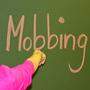 Mobbing und Gewalt: Lehrer drängen auf Sanktionen gegen Schüler