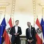 Die Minister Gernot Blümel (ÖVP) und Norbert Hofer (FPÖ) präsentieren die "perfekte" (Hofer) Lösung.