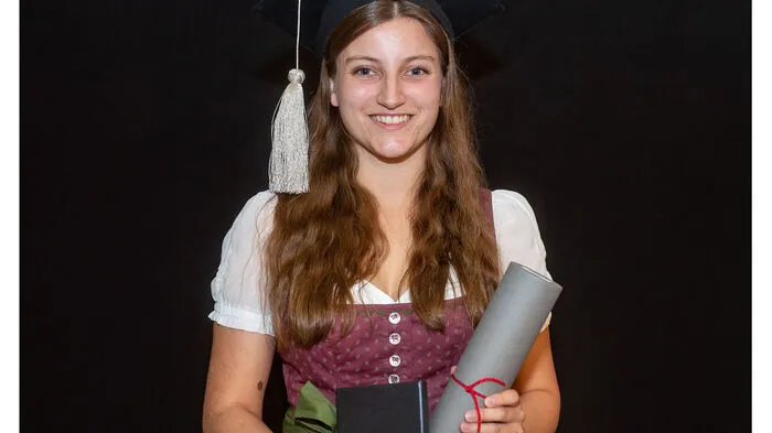 Die persönliche Titelseite gratis herunterzuladen. Wie? Untenstehende Fotoserien anklicken, Foto suchen, "Dieses Foto herunterladen" anklicken und herunterladen!