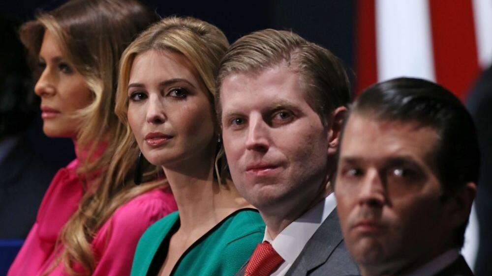 First Lady Melania, Tochter Ivanka und die Söhne Eric und Donald Trump Junior  