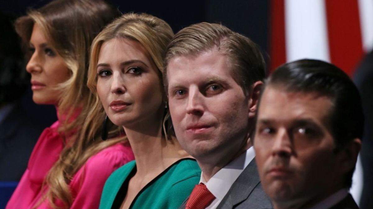 First Lady Melania, Tochter Ivanka und die Söhne Eric und Donald Trump Junior  