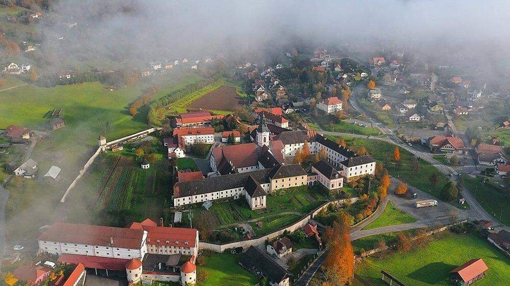 Das Kloster Stična in Unterkrain besitzt eine der größten Ländereien Sloweniens: Das dort beheimatete Museum des Christentums zeigt viele Kostbarkeiten 