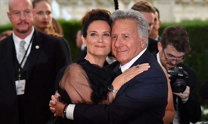 Der zweifache Oscar-Preisträger Dustin Hoffman mit seiner Frau 