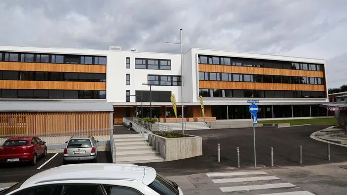 Um neun Millionen Euro wurde die Mittelschule in Villach Lind umgebaut.