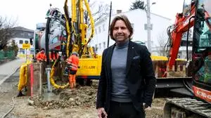 Projektleiter Michael Wresounig auf der Baustelle