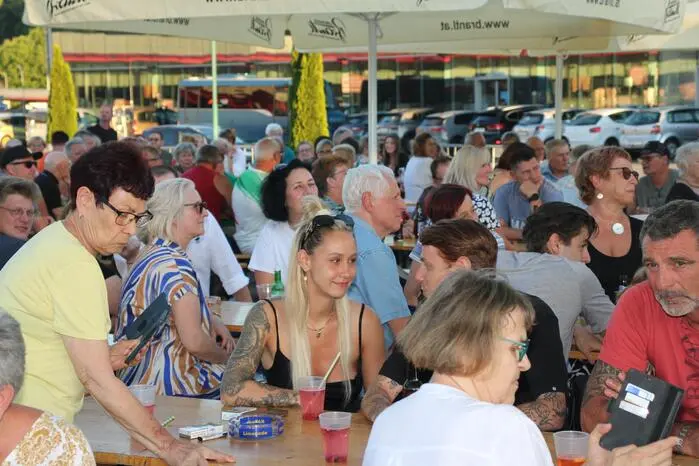 Das nächste Open-Air-Konzert in der Kaufwelt Rosental findet am Samstag, 26. Juli mit Marlena Martinelli und Udo Wenders statt. Beginn ist um 20 Uhr bei freiem Eintritt. 